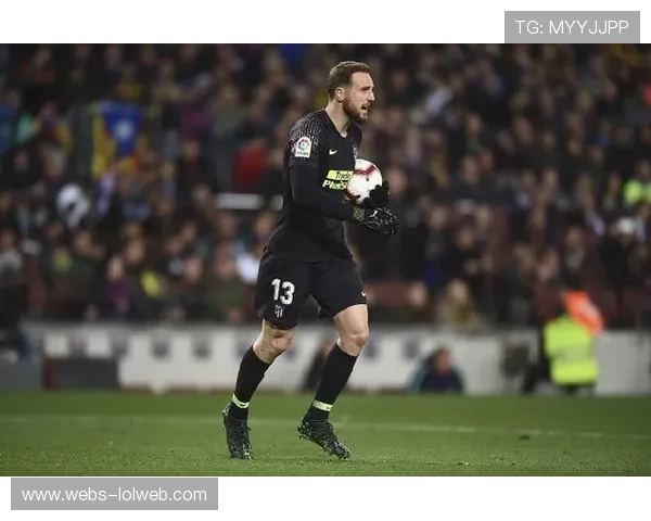 奥布拉克神扑维尔赛尔劲射，马竞门将屡救险